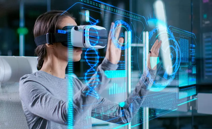 How Ark AR Combines Knowledge & Real-World Experiences