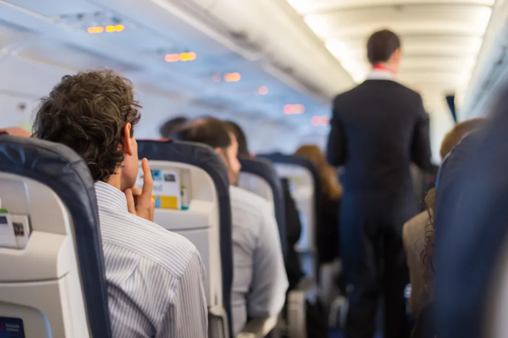 Direct Flights vs. Connecting Flights