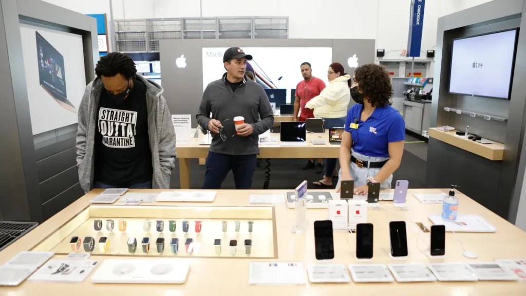 Best Buy In-Store Experience
